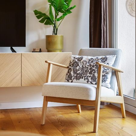 Edler Wohnraum Schwanenteich-Oase Mit Balkon, Kaffeevollautomat, Lift & Parkplatz Appartement Zwickau Buitenkant foto