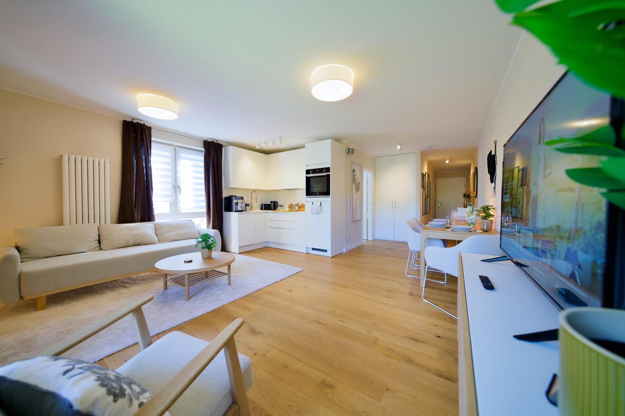 Edler Wohnraum Schwanenteich-Oase Mit Balkon, Kaffeevollautomat, Lift & Parkplatz Appartement Zwickau Buitenkant foto