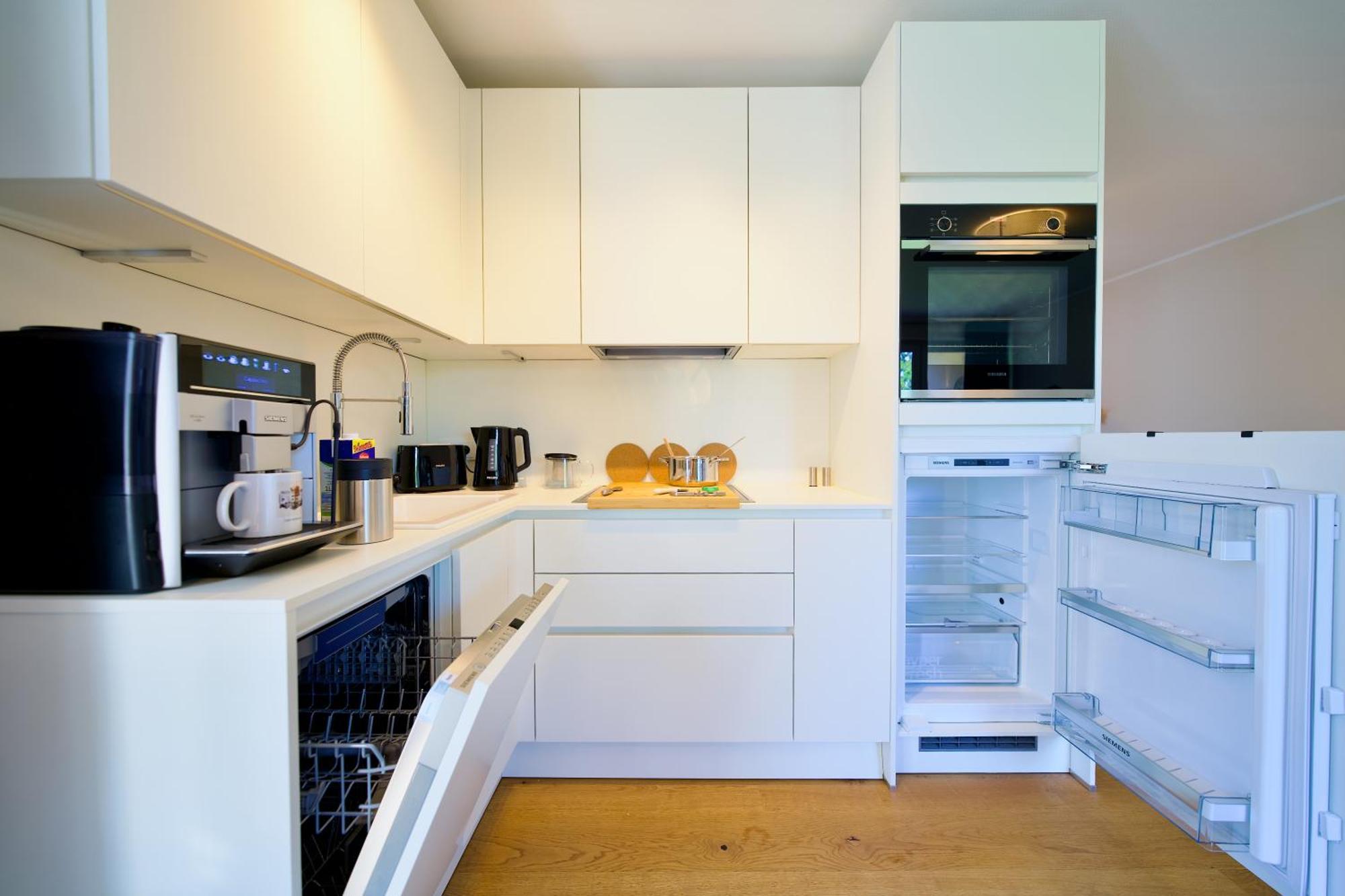 Edler Wohnraum Schwanenteich-Oase Mit Balkon, Kaffeevollautomat, Lift & Parkplatz Appartement Zwickau Buitenkant foto